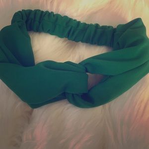 🍏green headband🍏